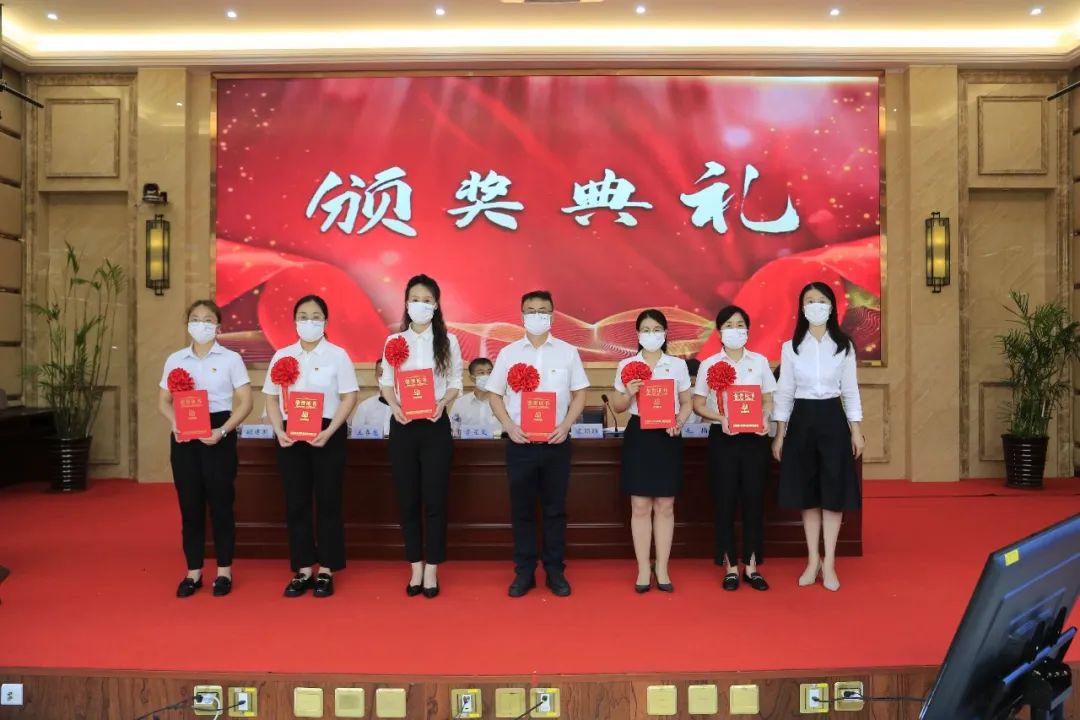 1657587835201553.jpg 00.jpg