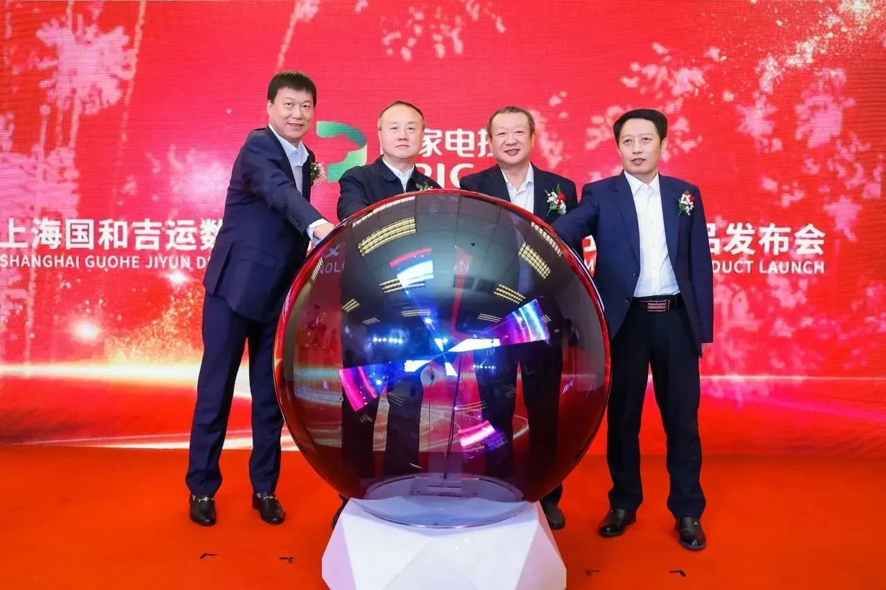 1703409550759795.png 640.png