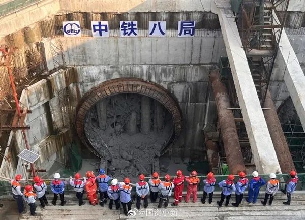 全国首次！海南昌江核电二期工程盾构机通过海上围堰接收