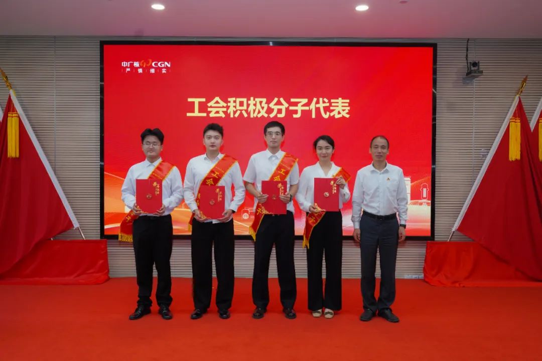 1752740780171262.jpg 6400.jpg