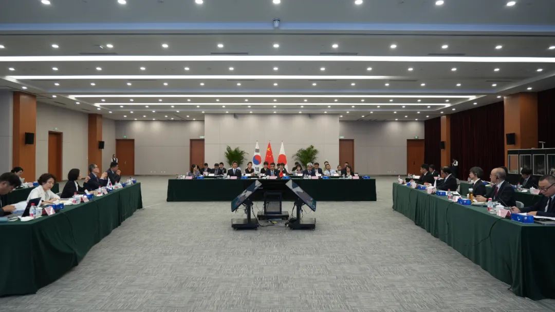 1753922497836358.jpg 6400.jpg