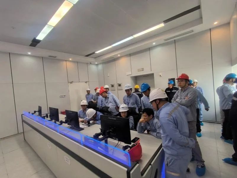 华东监督站联合秦山核电开展重水精馏调试专项监督