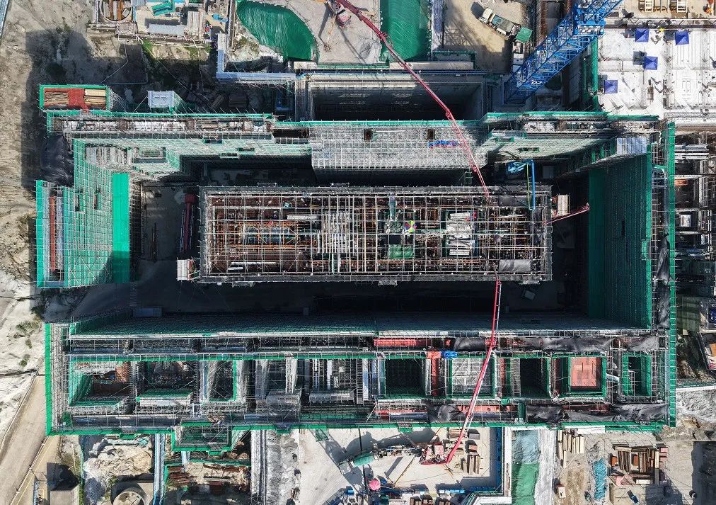 陆丰核电1号机组常规岛汽机台板混凝土浇筑顺利完成