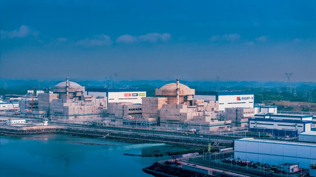 1757983516739353.jpg 6400.jpg