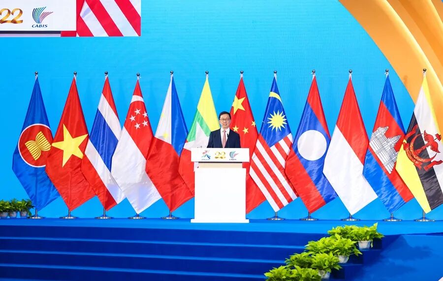 1758275620439712.jpg 6400.jpg