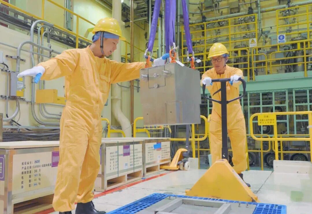 1759024386110358.jpg 6400.jpg