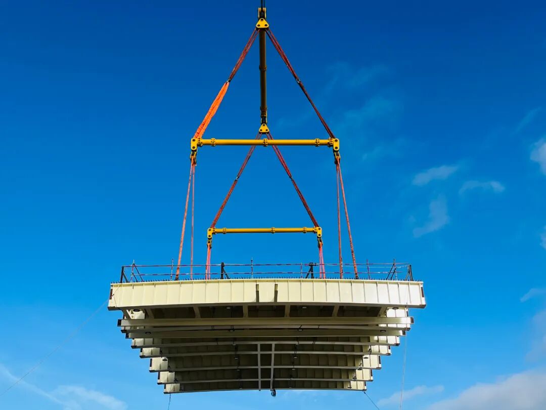 1759024942791455.jpg 6400.jpg