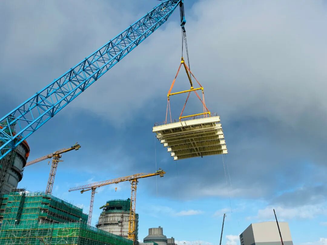 1759024958894197.jpg 6400.jpg