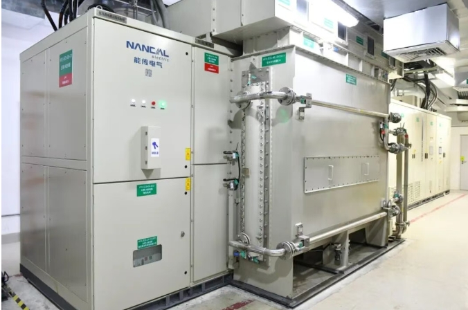 1761040655627248.png 640.png