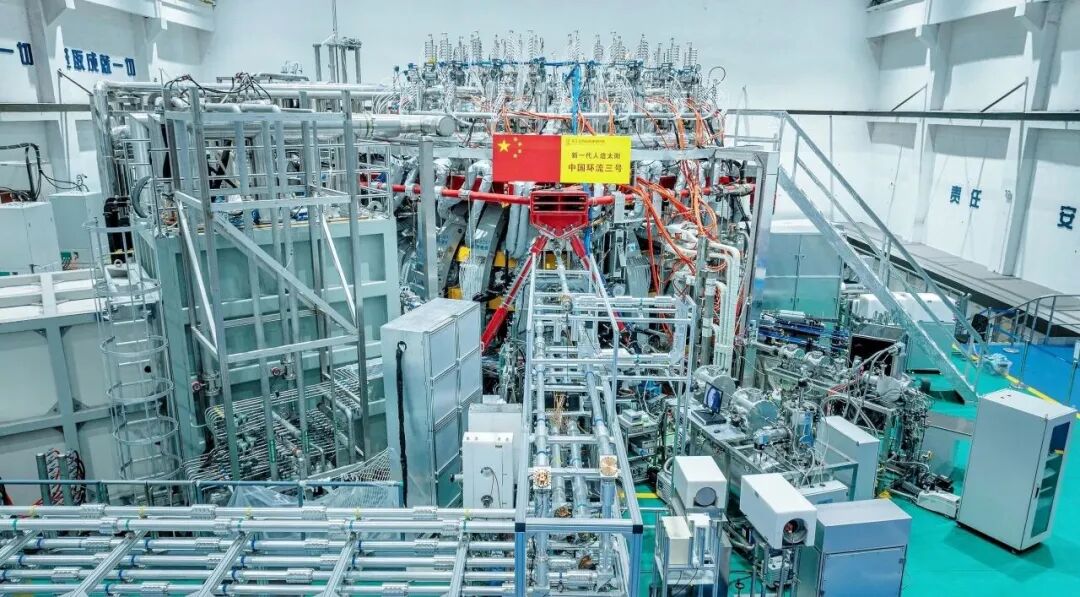 1761122165113840.jpg 6400.jpg