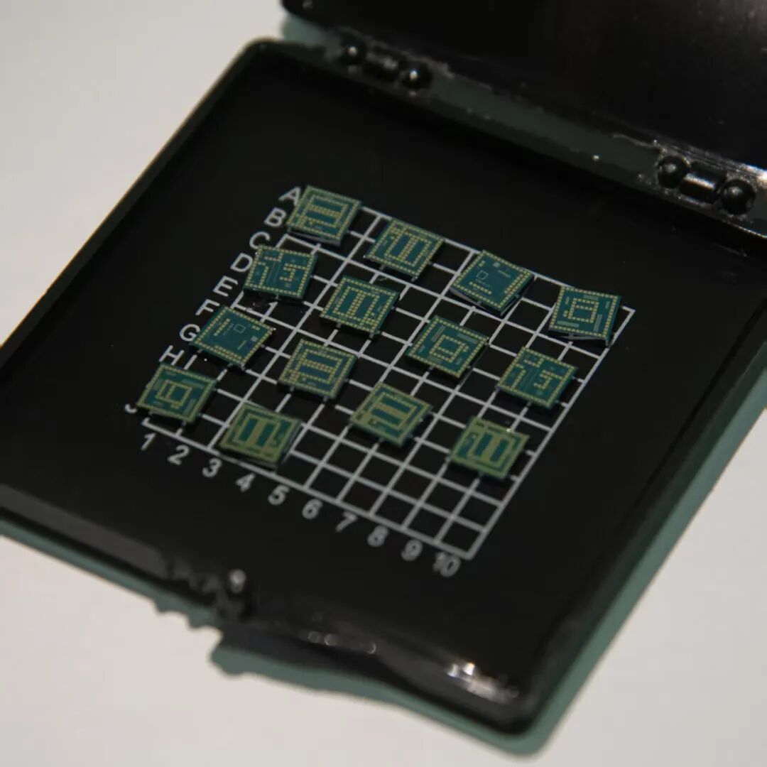 1762822405861421.jpg 6400.jpg